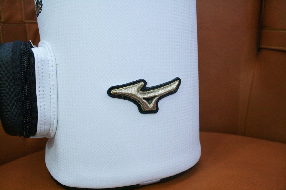 MIZUNOPRO_JP's tweet photo. GE #Hselection ∞デビューキャンペーン開催中!!
30名にオリジナルグラブケースが当たる🎵そのグラブケースをご紹介!
#グローバルエリート
#インフィニティ
#この夏の一押しの
#新カラー
#ラディッシュ
https://t.co/5xTLhww5Ot https://t.co/aucIP5Enl6