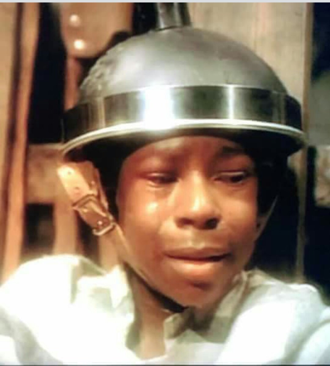ClaraTyler777's tweet photo. Pour ne jamais oublier 
George Stinney fût le plus jeune américain à être condamné à la chasse électrique il avait 14 ans.
Accusé du meurtre de 2 filles blanches.
Le procès dura 2h 30 et 10 min de délibération.
70 ans plus tard il a été reconnu INNOCENT MS c'est trop tard https://t.co/BwUKe1EtrR