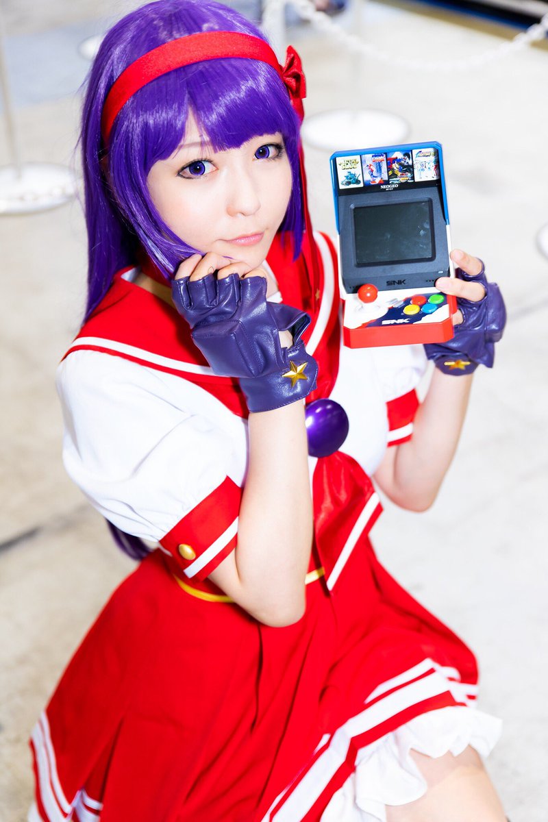 chihichir0's tweet image. ⚠️【Cosplay】
ㅤ
#C94 SNKブース コンパニオン
THE KING OF FIGHTERS 麻宮アテナ
ㅤ
photo📸
1.@tabrin 
2.@sin_piero 
3.@Tony_8146
4. @satosato_jp2000
ㅤ
3日間こちらのブースで働かせて頂きました✨
NEO GEO ミニも完売、ブースも大盛況！KOF人気に圧倒されました😳💥

#c92コスプレ 
#ちひROM