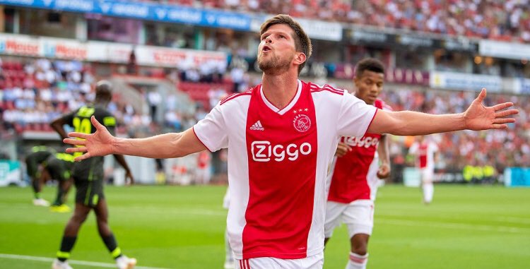 h2ajax's tweet photo. ❤️ = Ajax wint van Standaard Luik!
#staaja #ajasta https://t.co/E2jzn78yoN