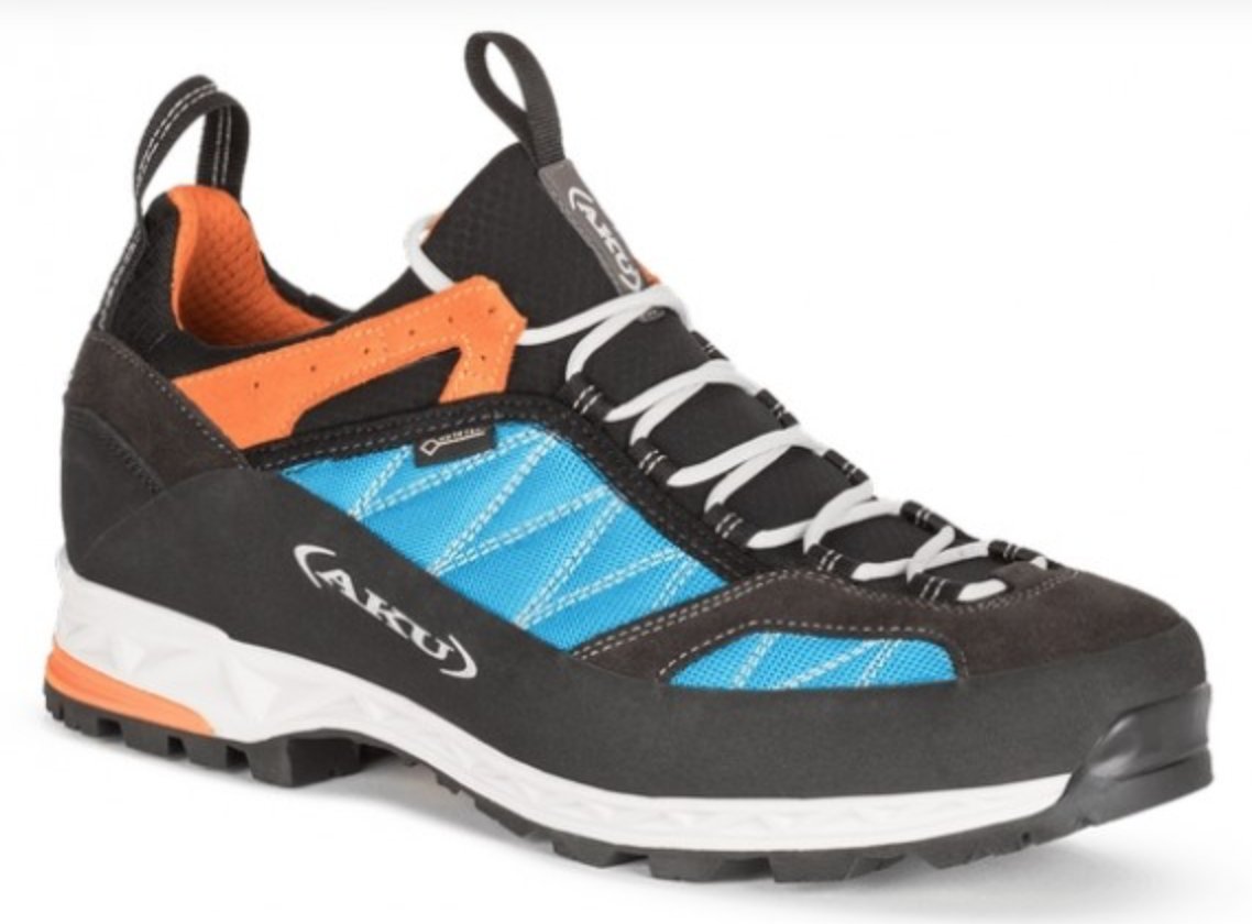 My #peakmountaineering review of the <a href="/AkubootsUK/">AkuGB</a> Tegu Low GTX reveals another peach from those Italian footwear wizards.  Please do check it out of you are in the market for a high performance, technically advanced activity shoe....peakmountaineering.com/blog/2018/08/1… <a href="/SpringPROutdoor/">Spring PR</a>