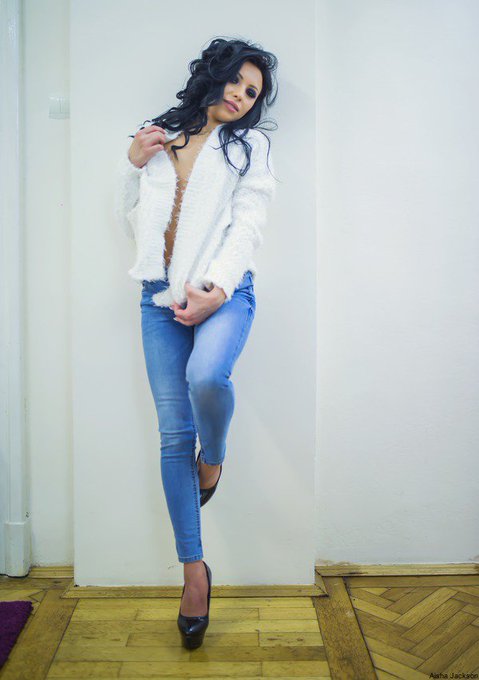 A bit of fun https://t.co/rilqXW36KO https://t.co/OXWU0gdvkp<a href="/tag/wednesdaywisdom"class="tags"><span>#wednesdaywisdom</span></a><a href="/tag/aishajackson"class="tags"><span>#aishajackson</span></a>