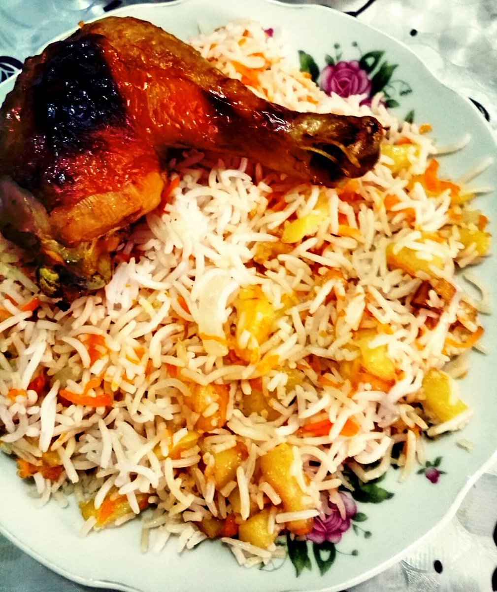 SpiritEATCHAN's tweet photo. طبخي ليوم😌
#food #foodstagram #وصفاتي #وصفات_سهله #طبخ https://t.co/ztgeQf1SJ2
