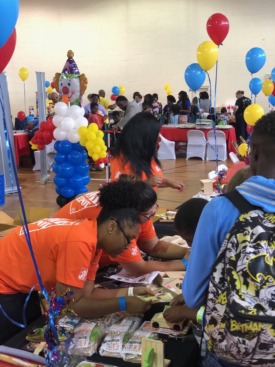 Thanks Ebony and Team Gonzales for participating in the Ascension Parish Back to School Event. The team conducted a kids workshop for over 150 kids.