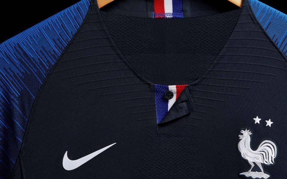 Get French Football News on Twitter: "Nike will release France's new  national team shirt, with two stars, on Thursday, but there will only be  30,000 available on 1st release. https://t.co/dkT6k0hh0Y" / Twitter