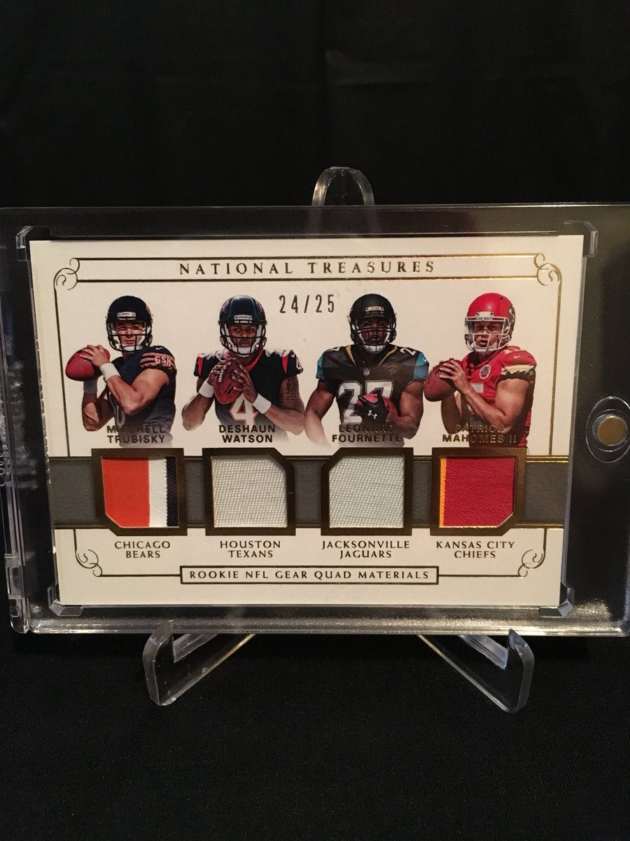 KeystoneShop's tweet image. 🔥💎❗️FREE GIVEAWAY!❗️💎🔥
Trubisky, Watson, Fournette, Mahomes National Treasures QUAD ROOKIE JERSEY CARD  /25

RT this and come check out the FB page for the details!! m.facebook.com/groups/2369547…