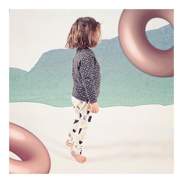 TaleofMonsters1's tweet photo. Strong girl you were born to do beautiful things so believe in yourself.
.
.
.
.
 #taleofmonsters #minimalmood #minimalobsession #minimalove #whiteaddict #monochromekids #modernkids #kidsromper #trendy_tots #flashesofdelight #ministyle #kidsshop #kidscon… https://t.co/VG3fhXoJK7 https://t.co/KScsmMUsZb