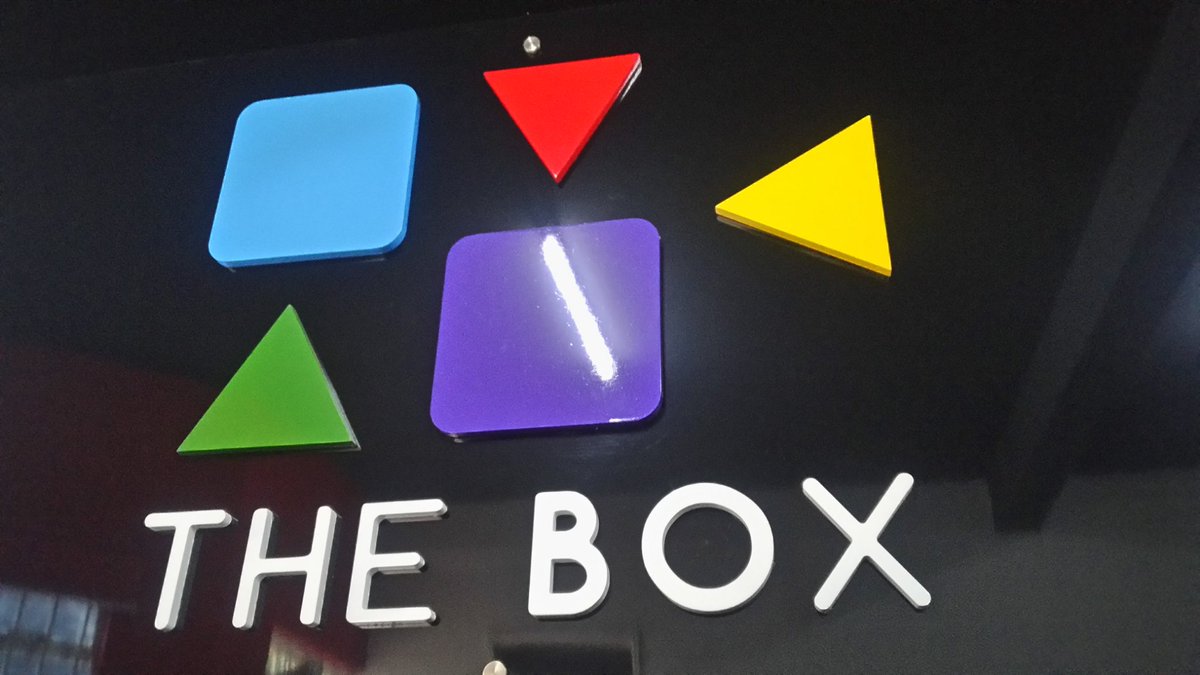 Juanitaeditor's tweet image. Learning, the learning curve elevates our art and stories 💛...today was intense, pretty tired and banged up #LearningWeeks #Docubox #TheBox