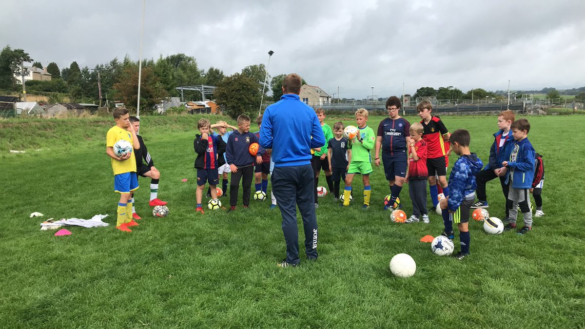 barlickfc's tweet photo. Our Summer Sports Camp is going really well, we're having great fun.. places still available on the day. £12 per day or £30 for 3 days. Football, cricket, rugby and even gymnastics! Bring a packed lunch and a drink bottle. @cavanagh1989 @KristianTerry @AndrewCByrne https://t.co/OmateJuukr