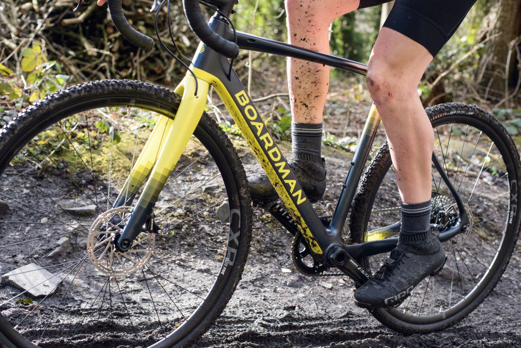 A CLOSER LOOK AT THE BOARDMAN CXR cyclocrosshandbook.com/portfolio/boar…