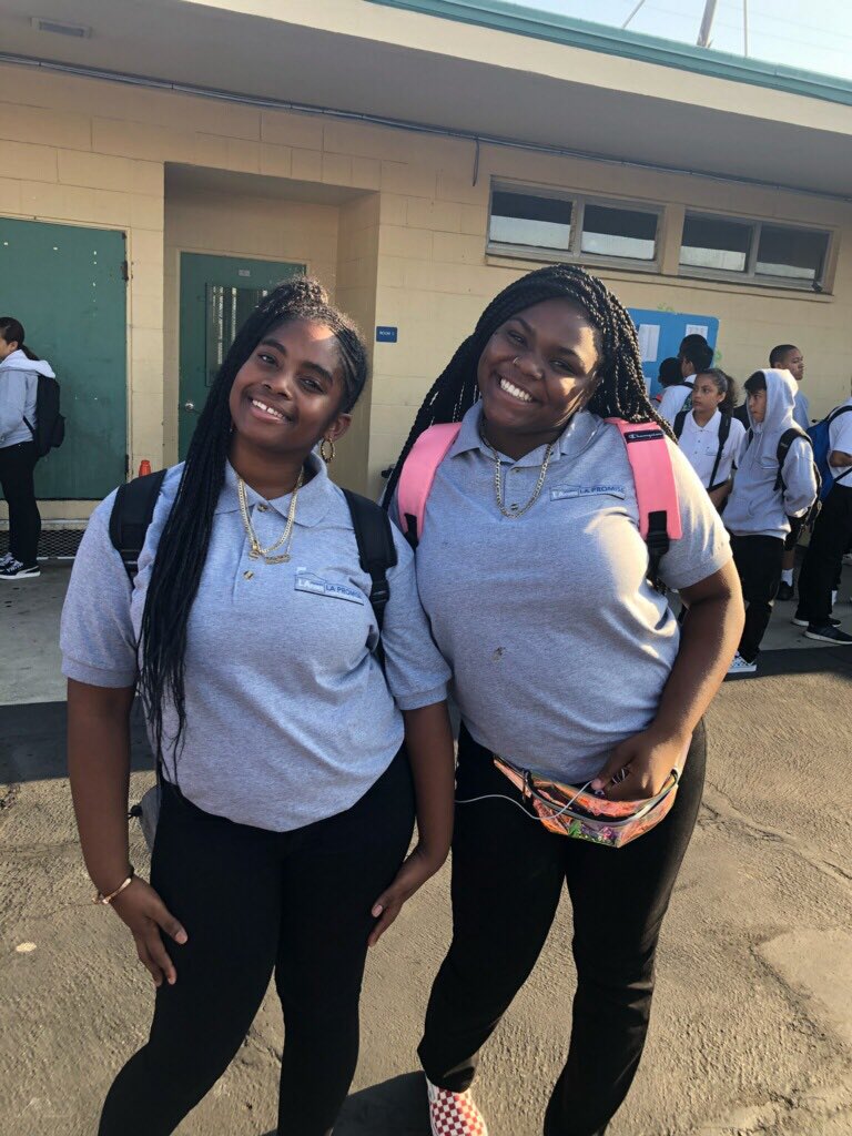 LAPromiseFund's tweet photo. Welcome back to school, LA! (And a special welcome to our 4,000 students at @WestAdamsPrepHS @arts_hs @lapchs1 #JohnMuirMiddle and #LAPromiseCharterMiddle) https://t.co/EQZ2FyLpv9