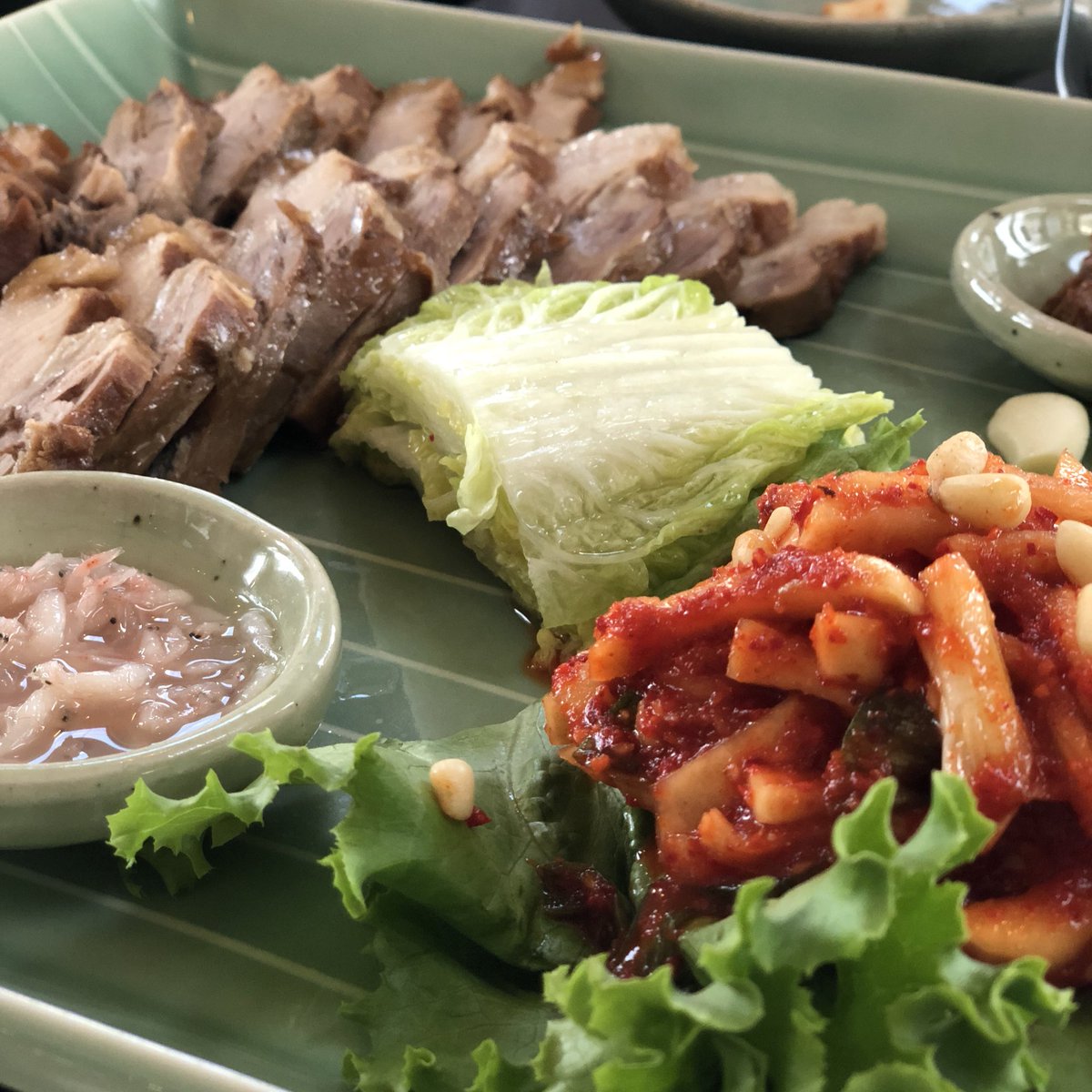 ManhattanLnchbx's tweet photo. Avocado Mixed Rice (w/ cod roe) & DDUCK GALBI STEAK & Bossam (Steamed Pork Platter)
#manhattanlunchbox #nyc #newyork #food #foodblogger #foodies #foodie #eatsofnyc #nycfood #njfood #foodporn #nycfoodguide #美食 #紐約 #뉴욕 #galbi #salad #avocado #떡갈비 #보쌈 #healthy https://t.co/7e516HcEIM