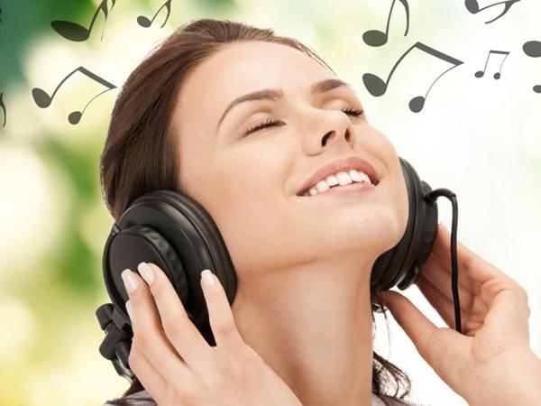 ShinEarly_0315's tweet photo. Music In Learning English
Music is one of life’s simple comfort, but music can also be a helpful tool when learning English. We get to learn about pronunciation, acquire new words and expressions, and our brain becomes more receptive to hearing English.

#ESL
#onlineclasses https://t.co/PycbS693Zr