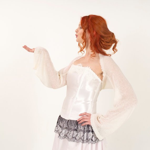 SuperSoftKnits's tweet photo. #Bridal #Bolero #Shrug #dress #coverup  #mohair #sweater #ivory #boleros #white #jacket #handmade #shrugsboleros
https://t.co/3nPNkTKabJ @etsy https://t.co/gC5kdNF8RO