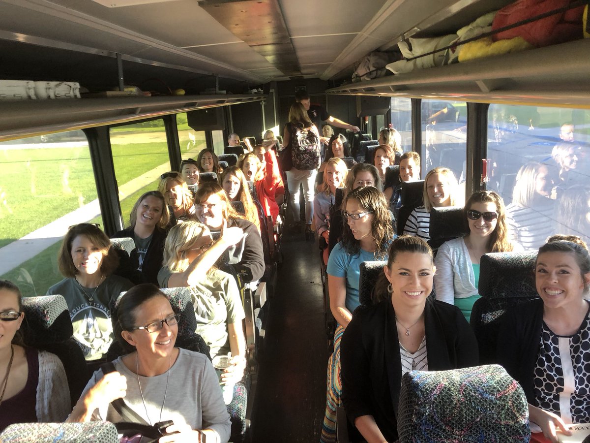 jfloyd25's tweet photo. Sailor Staff is excited for ESU #16’s Edventurous w/ @docspeaks  #WhatInspirESU ! Ready to learn &amp; grow together. #SailorPride #NEMAPS https://t.co/ppxMSyiabT