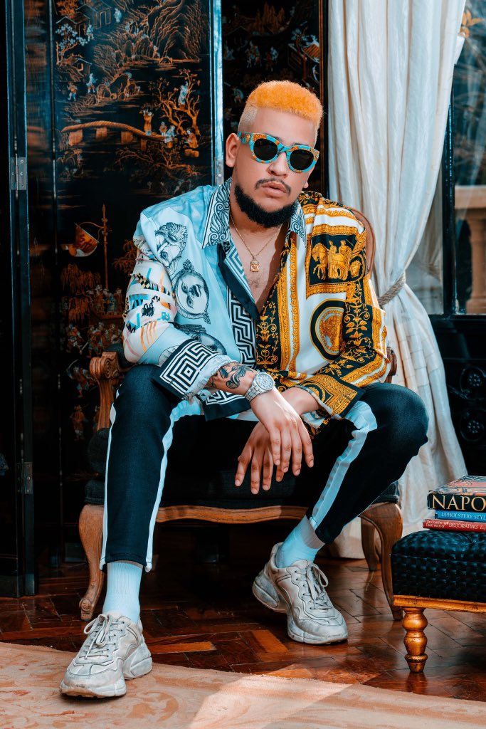 Kidkeef93's tweet photo. @akaworldwide @cush_kelvins Who rocked their outfits the most this week? RT for AKA and Like for Cassper 🔥🔥 https://t.co/mq1WfXujmi