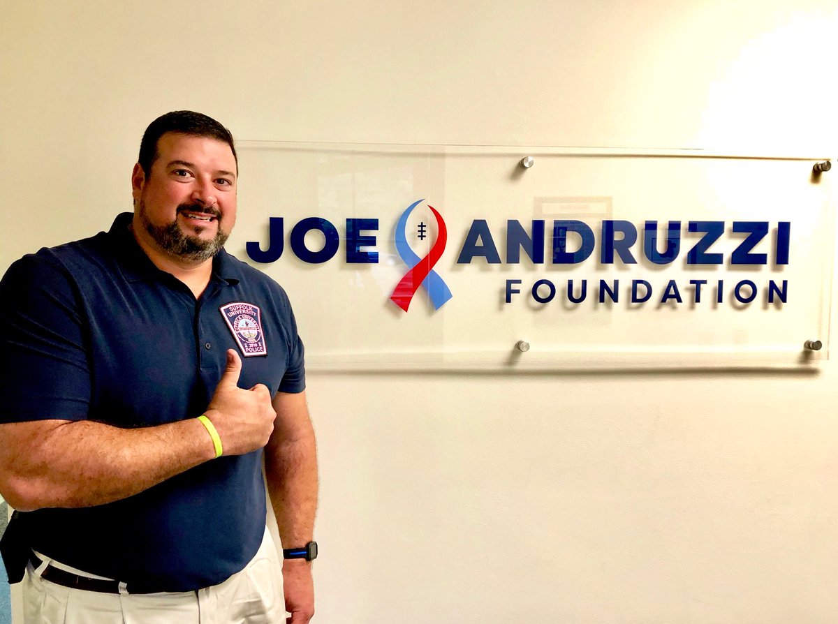 joeandruzzifndn's tweet photo. Thank you @suffolkUniPD for naming JAF as beneficiary of its #PinkPatchProject2018 fundraiser! 

Get your pink patch today &amp; support New England cancer patients in need. [Details: https://t.co/U6wSaJHmVg]

#SUPDPPP #UpBeatCancer https://t.co/8l7AH3m9eo
