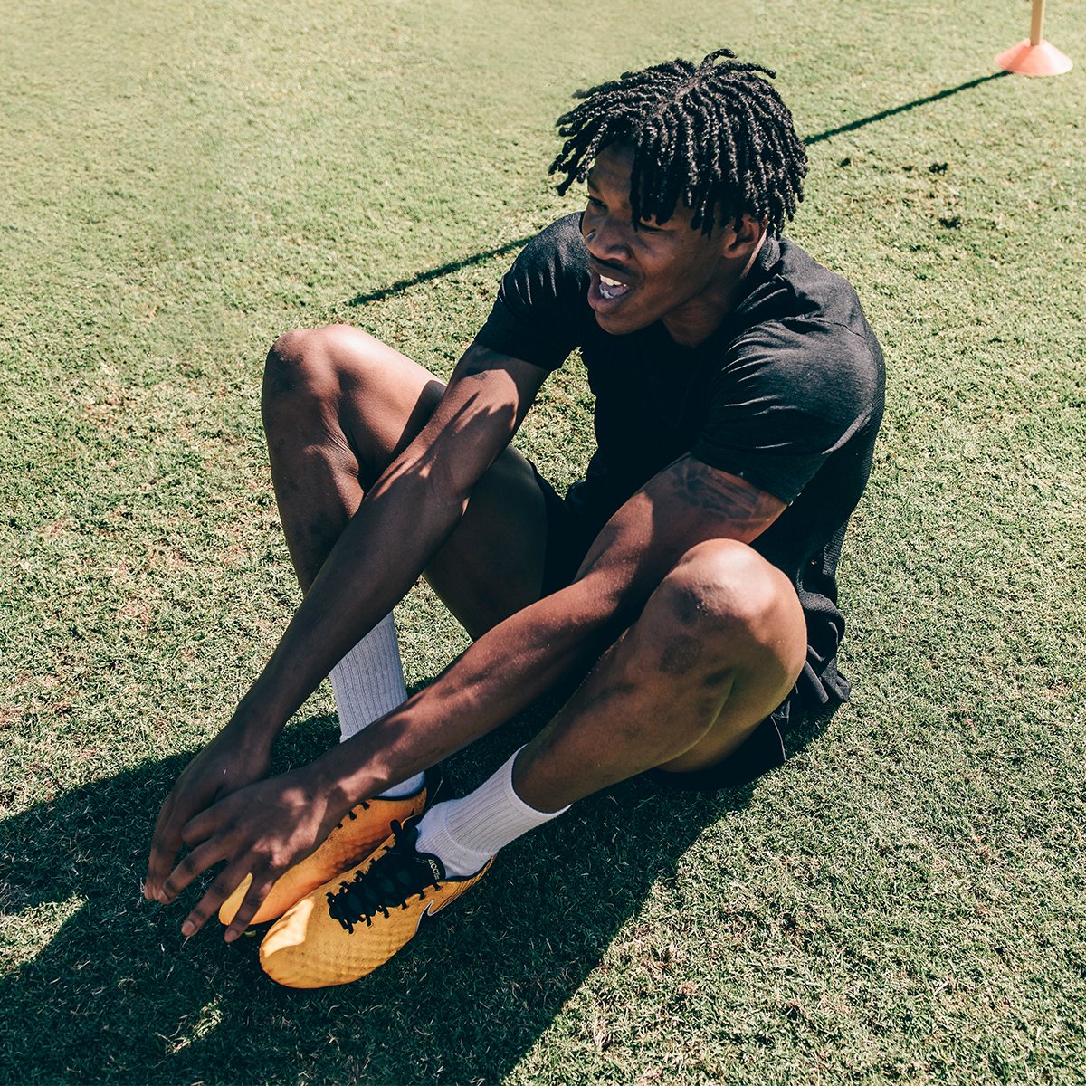 Fortalece, moviliza y estira: aquí te contamos cómo Freeletics protege a los futbolistas de las lesiones más comunes. 

👉 freeletics.com/es/blog/posts/…

#Freeletics #FreeAthlete #NoExcuses #Football