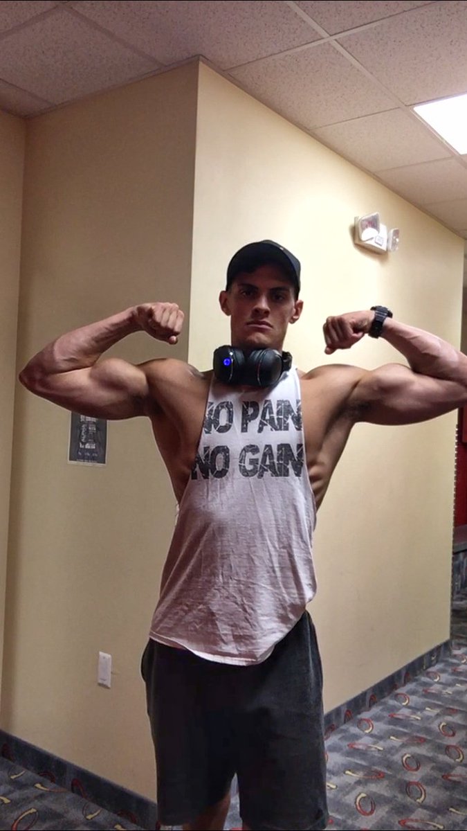 Tom25_B's tweet photo. You will never always be motivated. You have to learn to be DISCIPLINED.
-
Vote 🗳 : FRONT or BACK double bicep pose 💪🏼 https://t.co/v9ftyJKWne