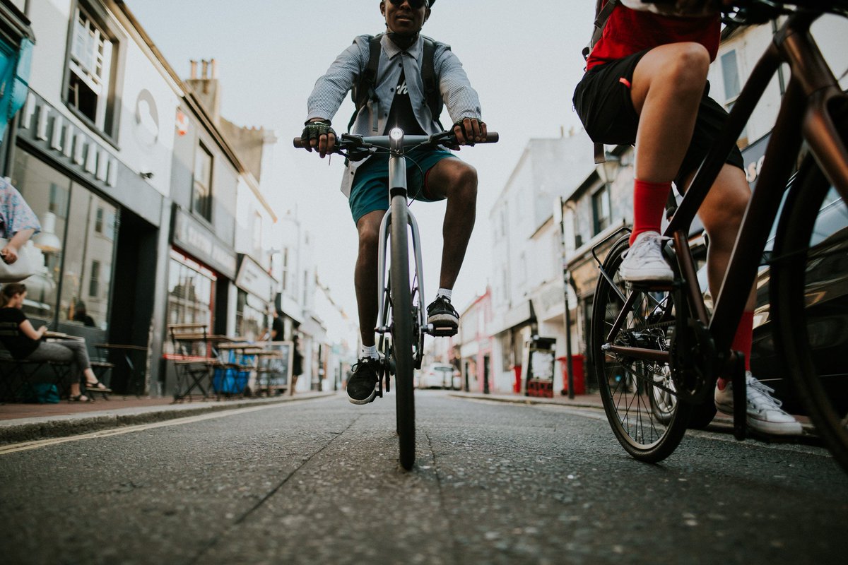 CanyonUK's tweet photo. RT if you're going to pedal your way into work tomorrow. #CycleToWorkDay https://t.co/I3yrmvABpn