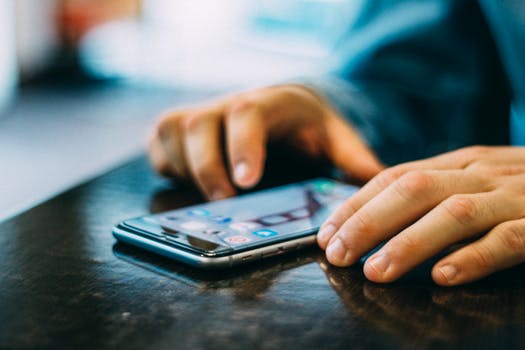 greenk_oficial's tweet photo. Greenkers, tudo certo por aí?
Fizemos uma seleção de apps para você que quer aprender inglês ou uma outra língua. Vem com a gente conferir essas fontes de educação em plataformas mobile que funcionam de forma gratuita!
https://t.co/R2zK3qpFNm
#GoGreenk #Mobile #Educacao https://t.co/F1Z3OkfEdx