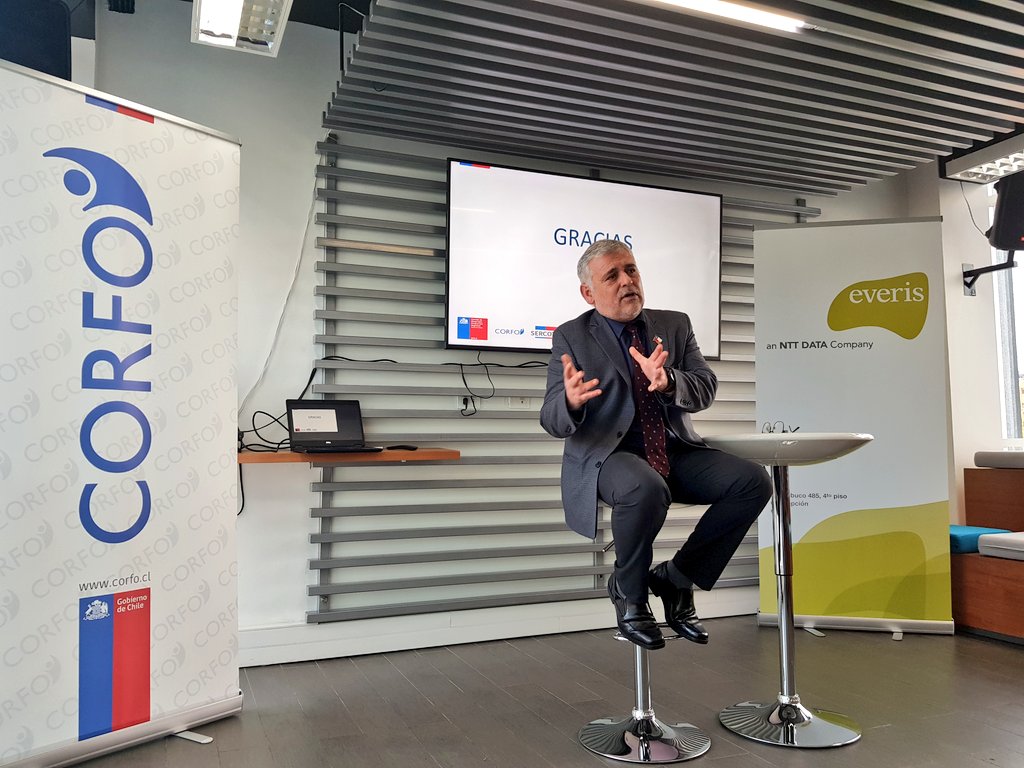 seremieconomia8's tweet photo. Seremi de Economía Mauricio Gutiérrez entrega saludo en actividad de @everis_latam y @fomentobiobio Corfo "Brechas y desafíos Digitales en Salud" en #BioHic 
#ChileLoHacemosTodos
#Dondelascosaspasan
@mauri_guty @EconomiaSubse @Macaveram @iguerrerotoro https://t.co/lmbsxoWzrr