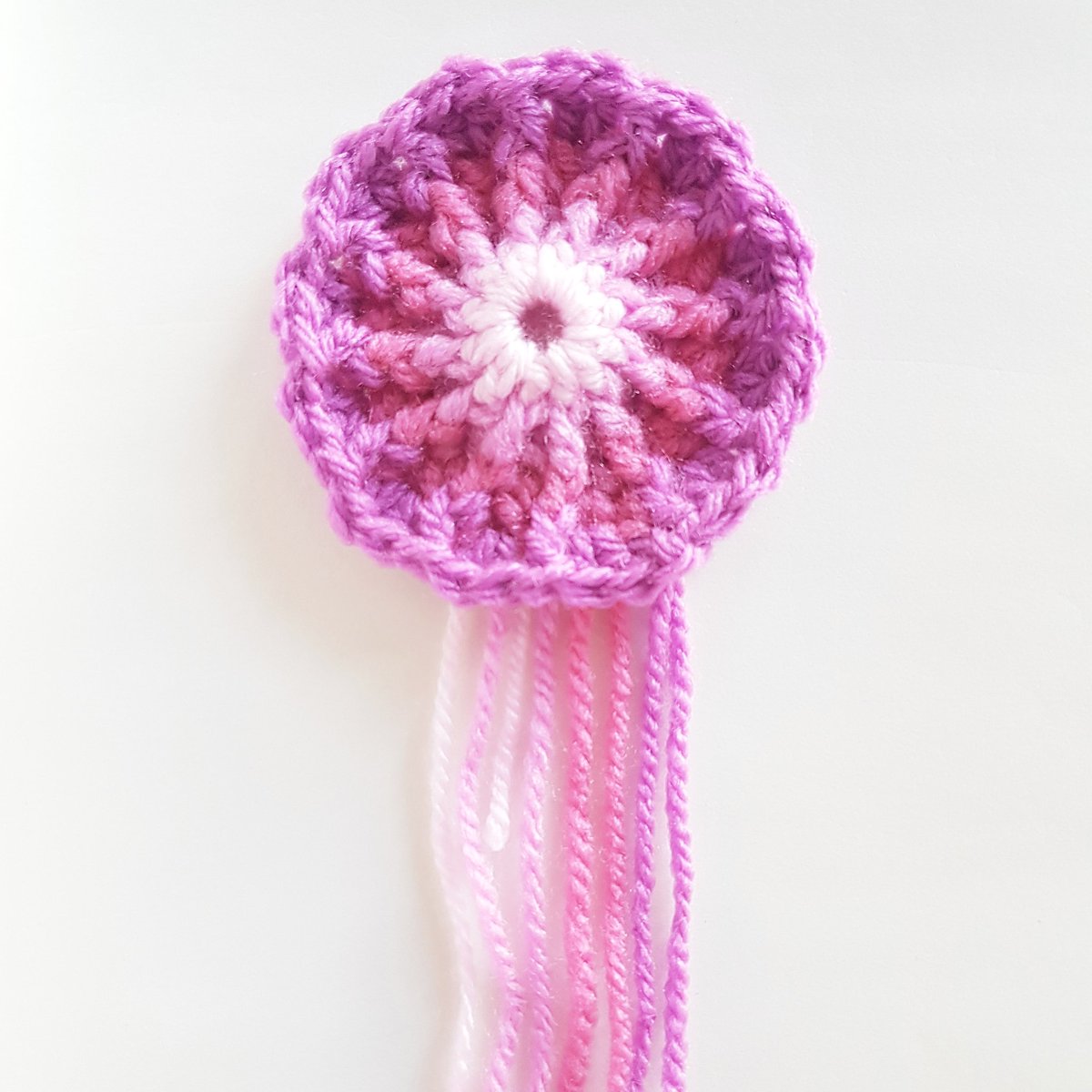 aKnotofStitches's tweet photo. I haven't sewn the ends in yet, but I think it makes a cute mini mandala don't you think?
#crochet #ends #mandala #minimandala #intheround #pinks #handmade https://t.co/X3gIZArxtR
