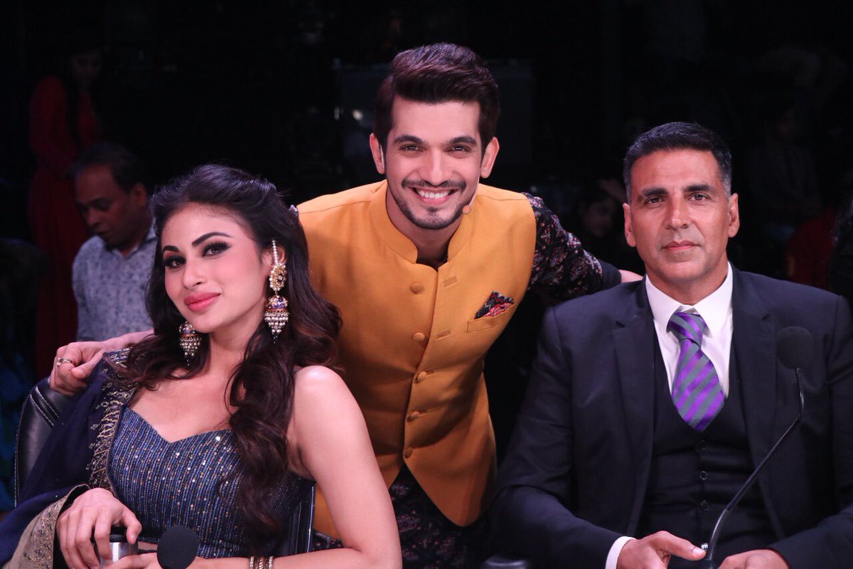 Arjun Bijlani (@thearjunbijlani) on Twitter photo All the best <a href="/Roymouni/">Mouni Roy</a> and <a href="/akshaykumar/">Akshay Kumar</a> sir for #GoldMovie .wishing u all the success. This is jus the beginning and I’m sure there is no looking back now. All the best <a href="/Roymouni/">Mouni Roy</a> and <a href="/akshaykumar/">Akshay Kumar</a> sir for #GoldMovie .wishing u all the success. This is jus the beginning and I’m sure there is no looking back now.