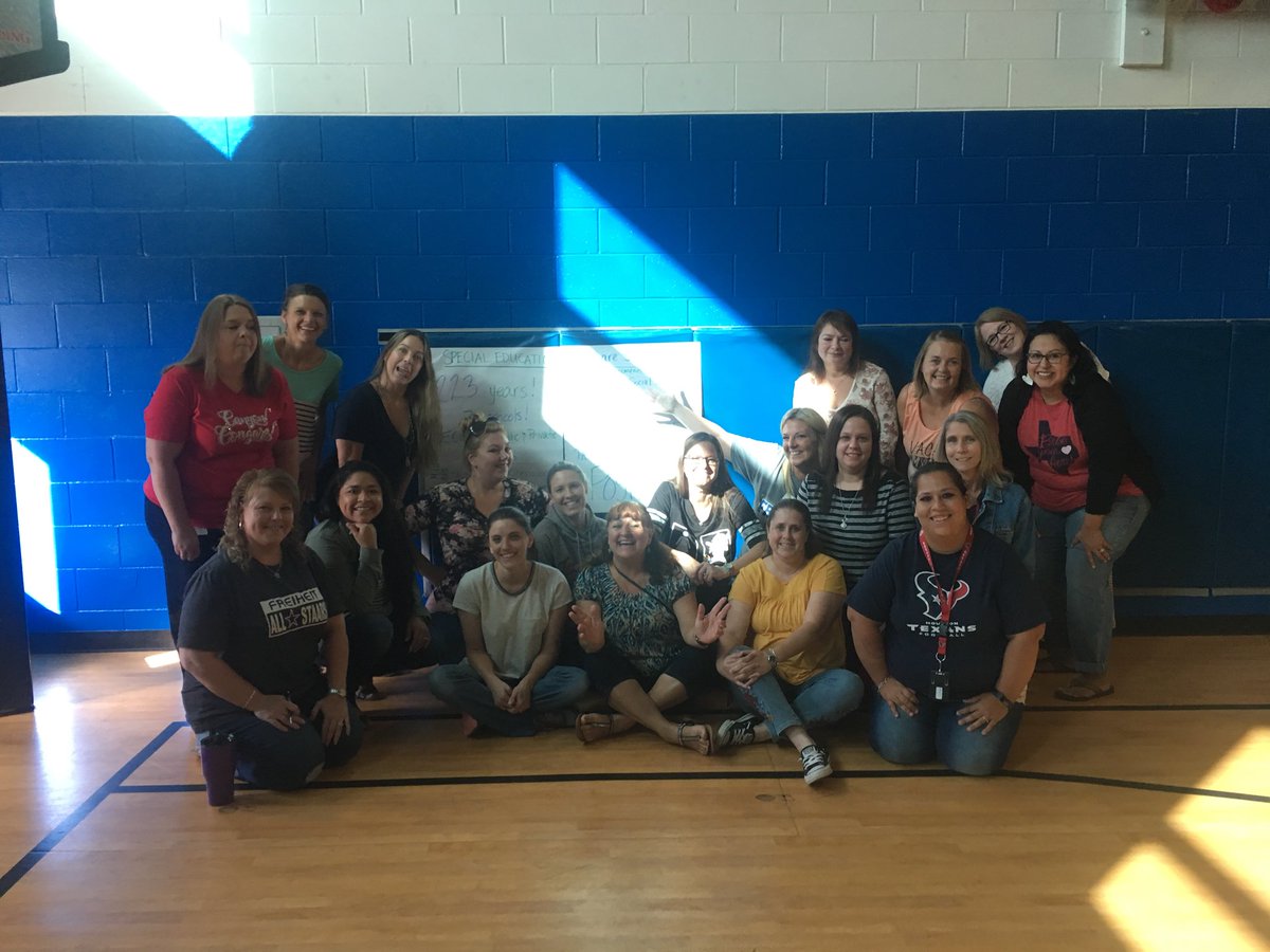 Ms_AmyFES's tweet photo. FES Special Ed ready to SOAR!!! @FEScomal #TeamFES #EaglePride https://t.co/CpVpheSBty