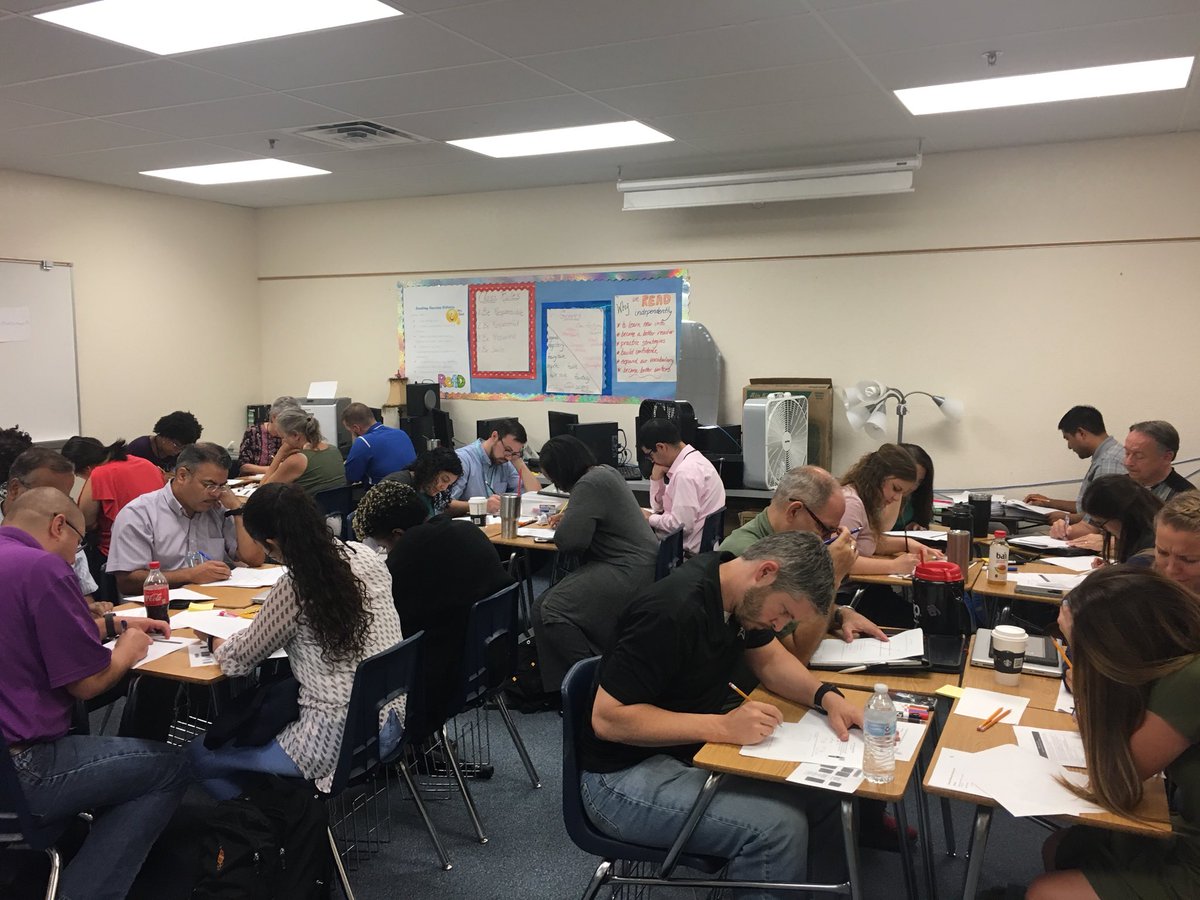 Betsy Norris tweet media