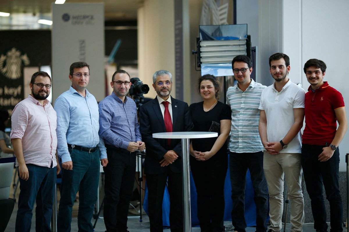 İstanbul Medipol Üniversitesi Rektörü Prof. Dr. Sabahattin Aydın, sosyal medya hesaplarımızdan yapılan canlı yayınımızın konuğu oldu.