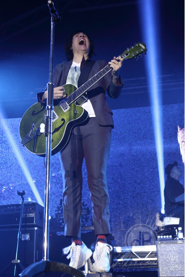 decibelROGUE's tweet photo. Sharleen Spiteri from @texastheband clearly had just as much of a blast on Sunday night as the @PartyAtPalace audience! full review and gallery coming soon! @GlensVodkaLLG #PATP5 https://t.co/6y9IVAf4AL