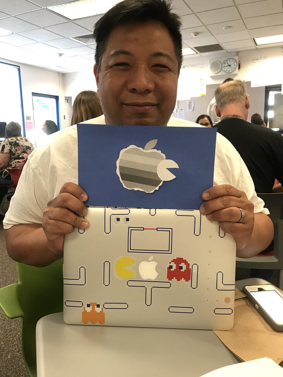 mshulgan5's tweet photo. Our pride is the apple of @DeVargasSchool eye #golions #apple #devargas https://t.co/SygihmyYJd