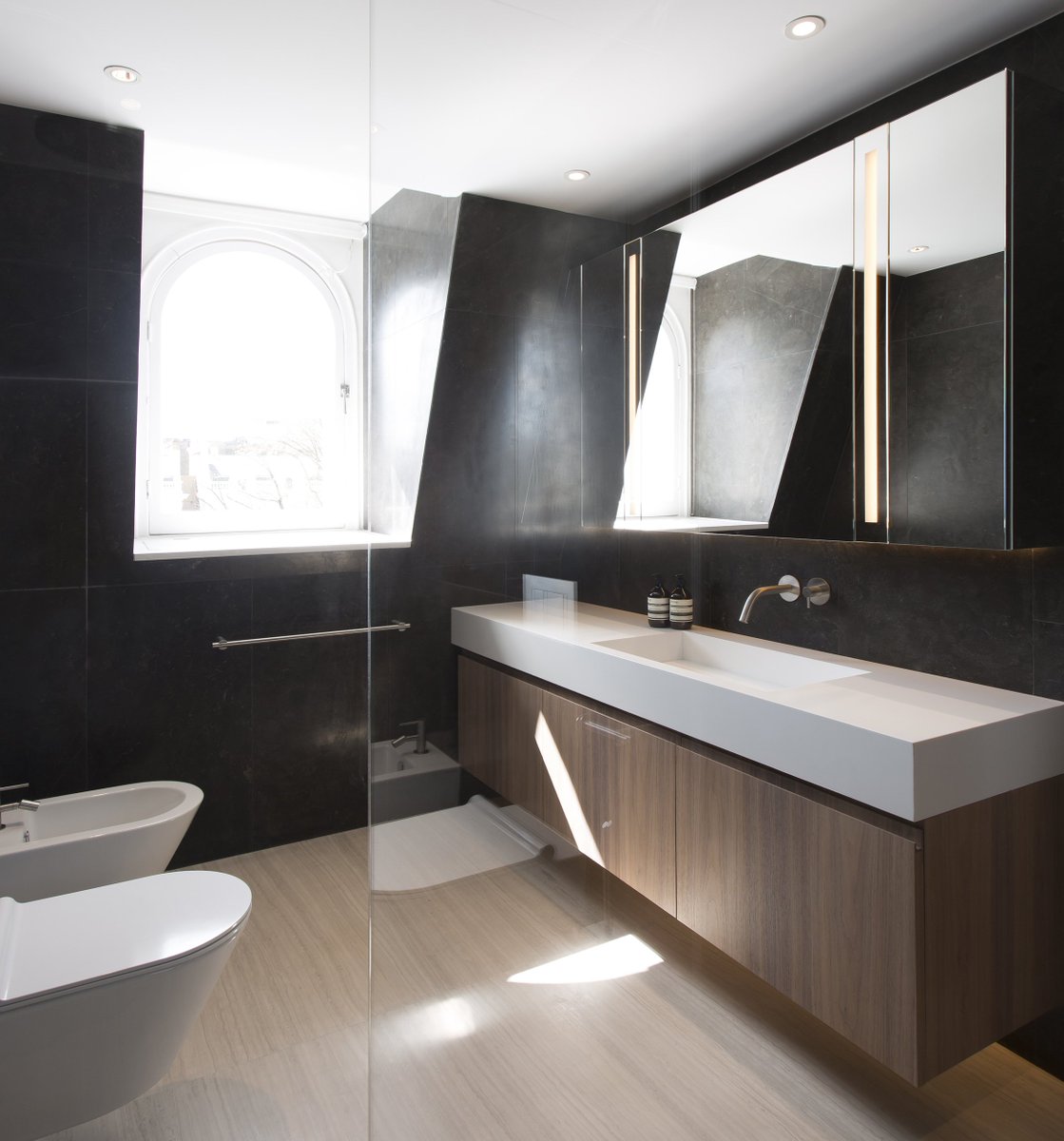 Bathroom goals. 😍 #mgsmilano