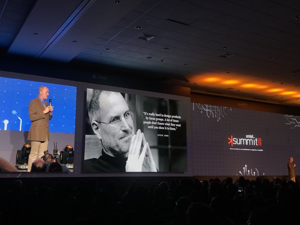 francisurteaga's tweet photo. En el #EntelSummit recordando que Sony tuvo la Tecnologia para crear el iPhone pero Apple innovó sin tener esa tecnología https://t.co/SVhbD2uYyY