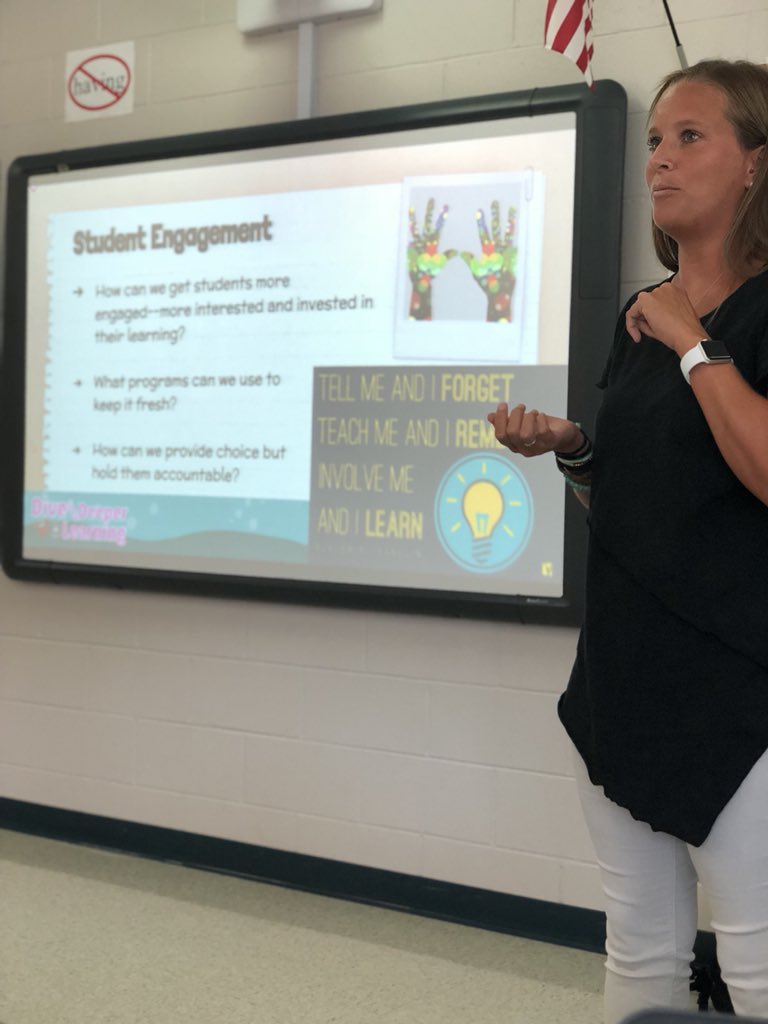 CRichardsITC's tweet photo. Awesome presentation and resources for #studentvoice and #studentchoice with @MCBernheart and @TechWithMatt today at #DiveDeep18 #LifeReady https://t.co/mi0PpwbwWv