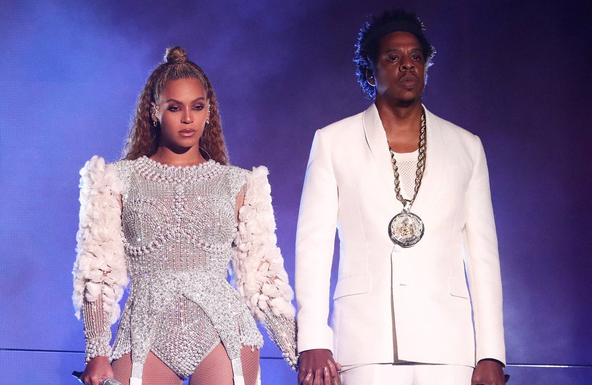 HonoraPearls's tweet photo. Queen @Beyonce #blessed the crowd in this insane #pearl encrusted outfit during the #OTRII tour and we're In looooooove 🐝👑⚪️ #PearlWatch #Beyonce #TheCarters #EverythingIsLove #OnTheRun2 #JayZ  #OTR2 #QueenBee #QueenB https://t.co/5l6kAV3uVk