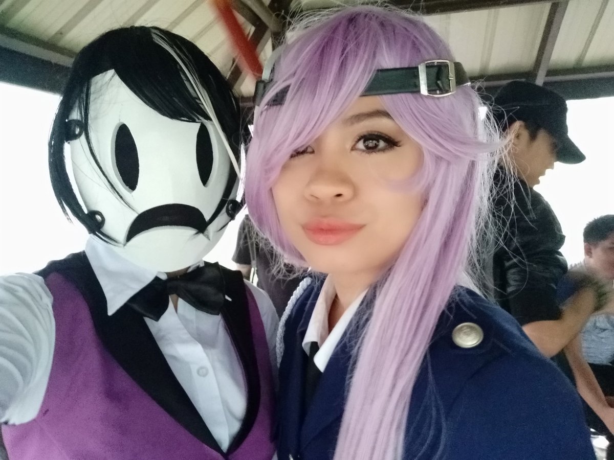 AztruNom's tweet photo. Me as Dealer Mask and my friend, Michiyo Mojica, as Yayoi Kusakabe~
#tenkuushinpan #tenkuushinpancosplay #highriseinvasion #dealermask #policemask #whipmask #dealer #police #whip #mask #cosplay #yayoi #yayoikusakabe https://t.co/kX6sy05DZs