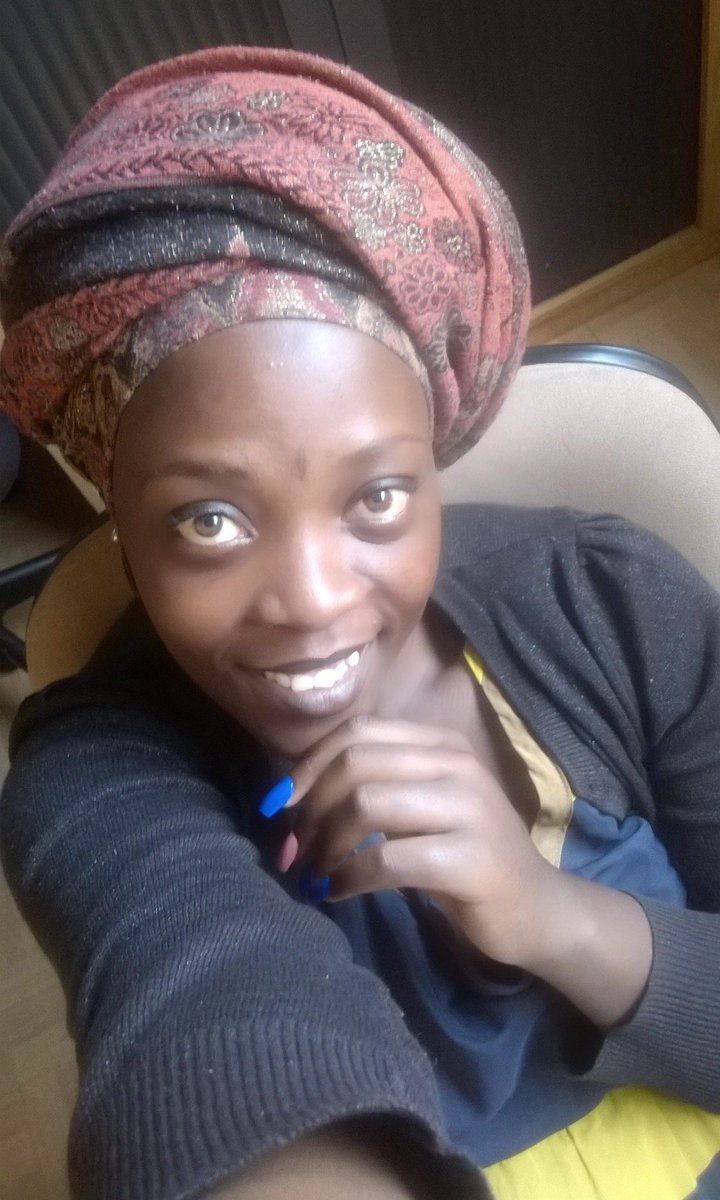 Zinhle_B_MsOmi's tweet photo. #prettyeyestwitter Team Brown eyes https://t.co/qIALGtO5qA