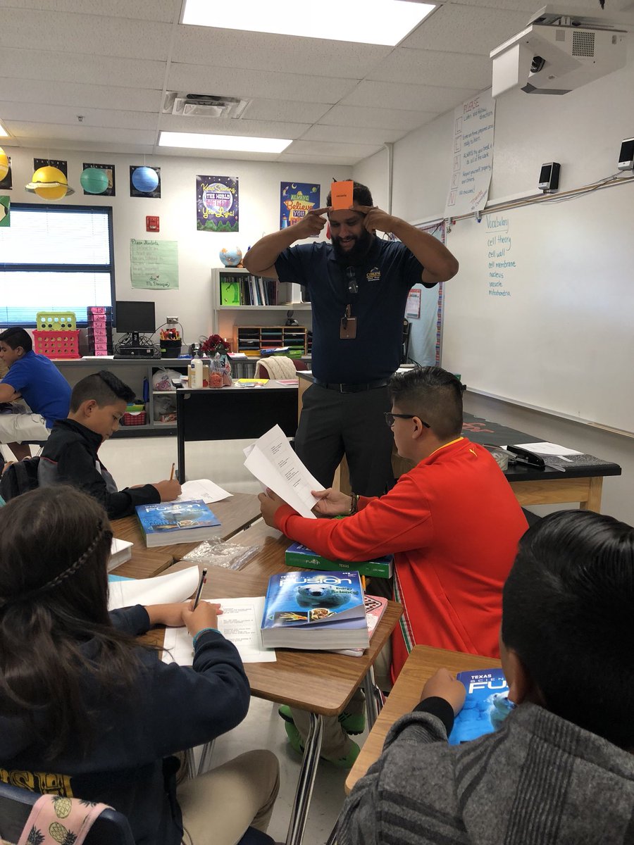 pdomin_DWS's tweet photo. Parallel teaching. #coteachmodel #sciencerocks #teamSISD #DWScolts @rafajuaiba https://t.co/KAI8ouKL96