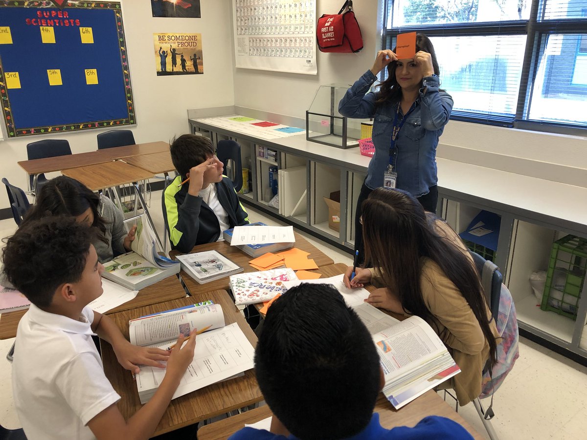 pdomin_DWS's tweet photo. Parallel teaching. #coteachmodel #sciencerocks #teamSISD #DWScolts @rafajuaiba https://t.co/KAI8ouKL96