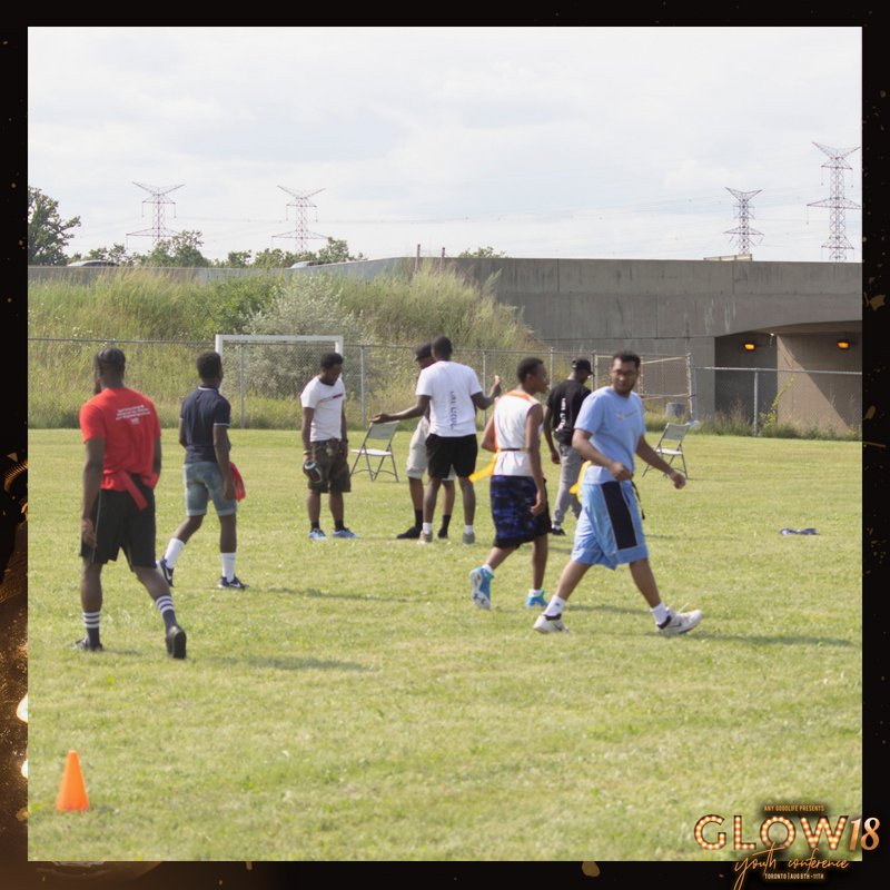 ANYGoodlife613's tweet photo. Glow 18 ||On Day 4 of the Glow 18 conference we started off the day with a bbq and a game of capture the flag! We ended off day 4 with an amazing word from @pastorpaul.d! We are taking the glow to every part of the world. “In Him was life, and the life was the GLOW of men. https://t.co/W5PcdPiph9