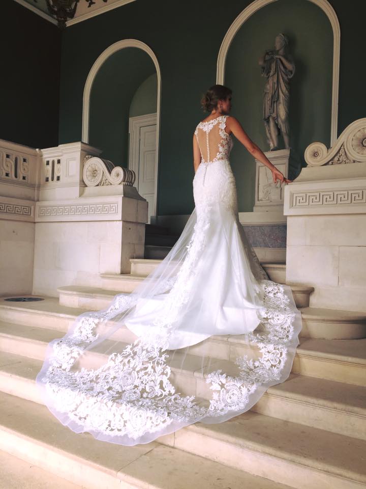 RomanticaDevon's tweet photo. Back to Pynes House for our luxurious Opulence Bridal photoshoot. Here’s a sneak peek at the beautiful 2019 collection. #romanticaofdevon #romanticacollections #opulencebridal #onlocation #pyneshouse #sneakpeek #newcollection https://t.co/OcuYAdDSKZ
