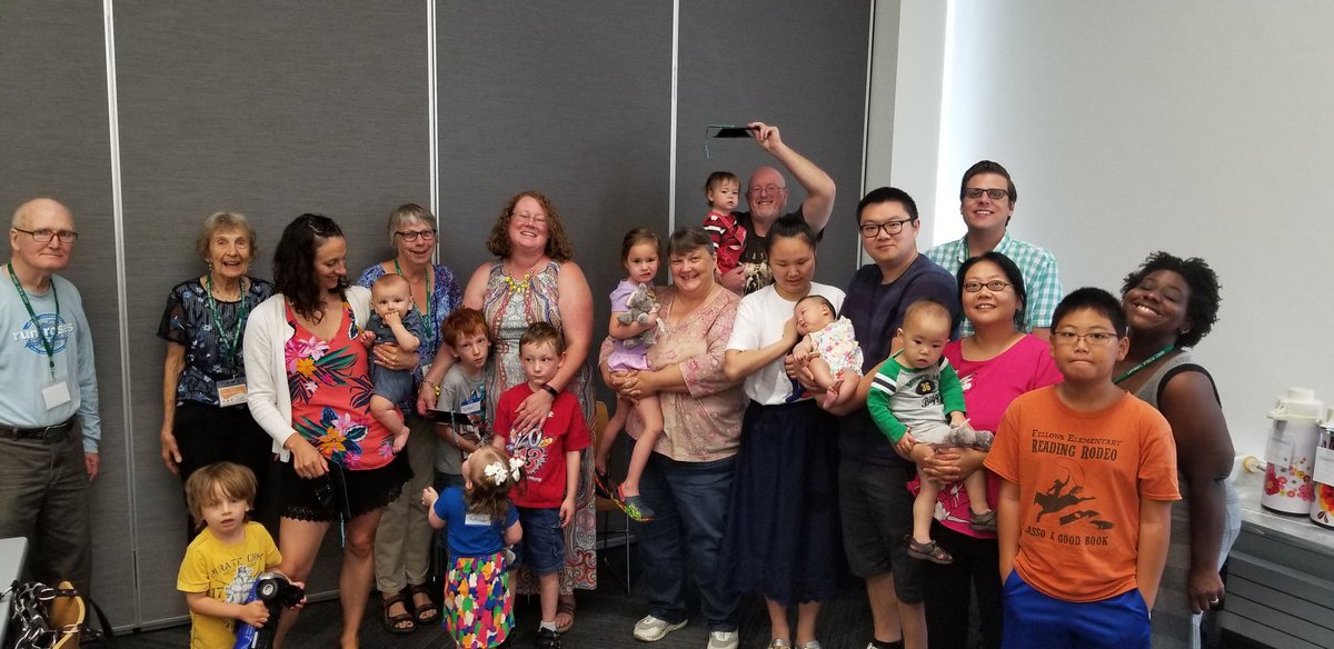 RaiseRead_SC's tweet image. Another great group of #SmallTalkStoryCounty graduates! #MyBabysAwesome