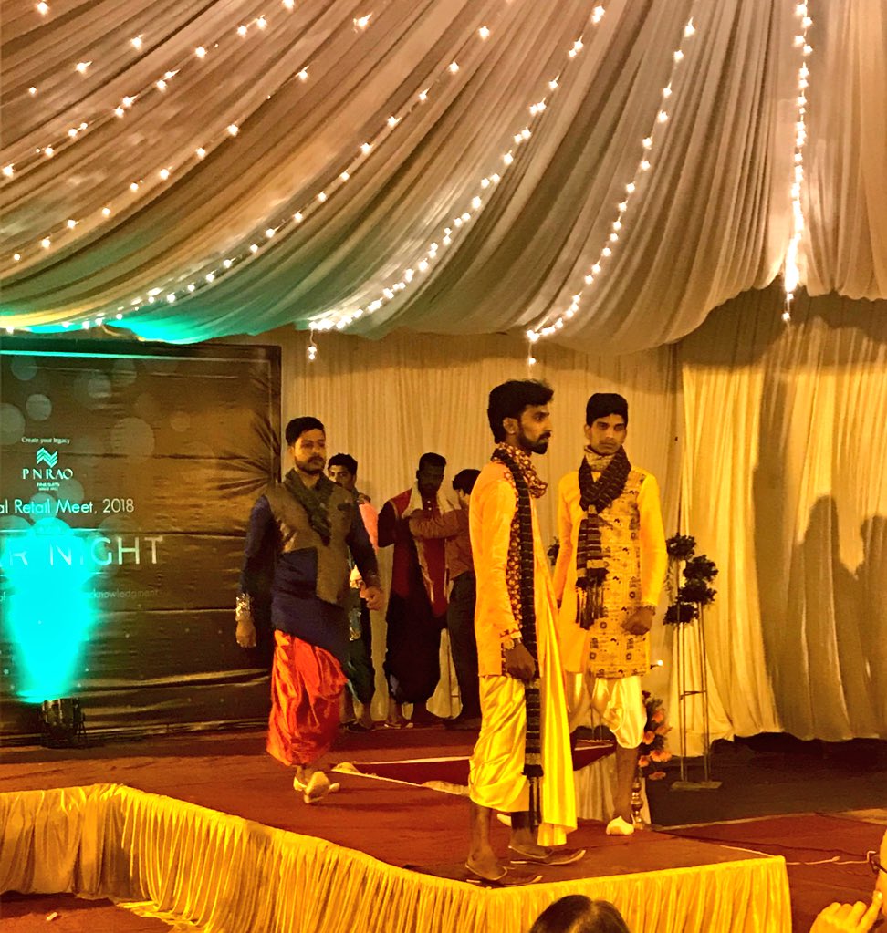 Lvenky73's tweet photo. Fashion show ๐๐ #storewise https://t.co/nIGr5tPUIv