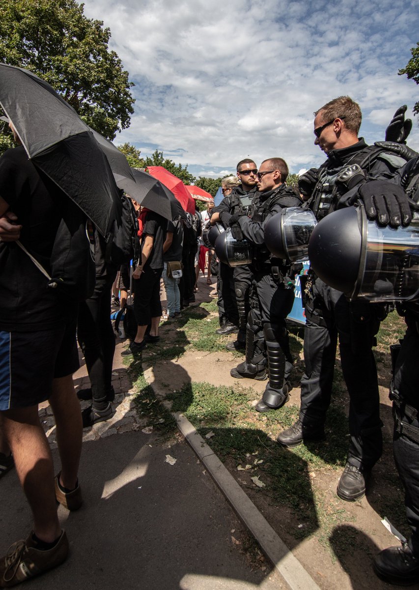 LukasKretzschm4's tweet photo. Enschuldigt das die Bilder vom 11.08 aus dem Alaunpark erst Heute kommen. Trotz der Verspätung, hier sind sie, meine Impressionen der Afd Infoveranstaltung im Alaunpark.
Alle anderen Bilder findet ihr unter dem Link:
https://t.co/87QrUxHqF7
||#dd1108 #dd2008 #dresden #noafd https://t.co/BjPRKGLjJF