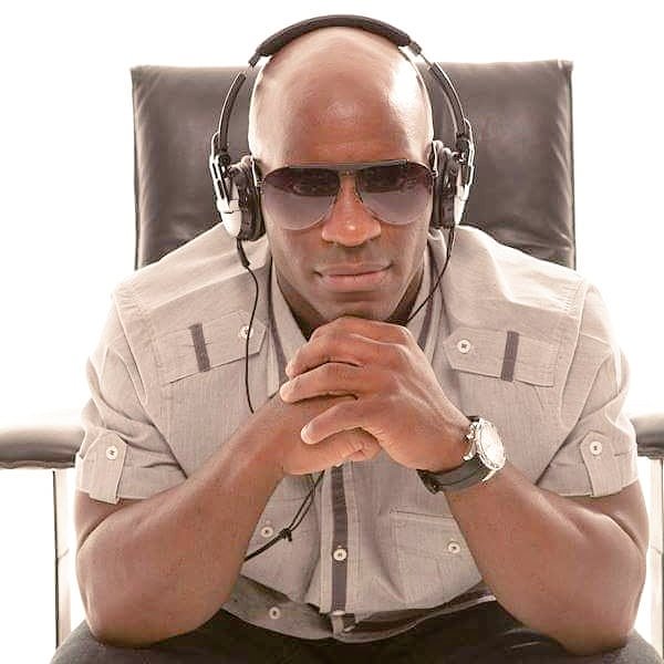 SIRLOSLive tweet media