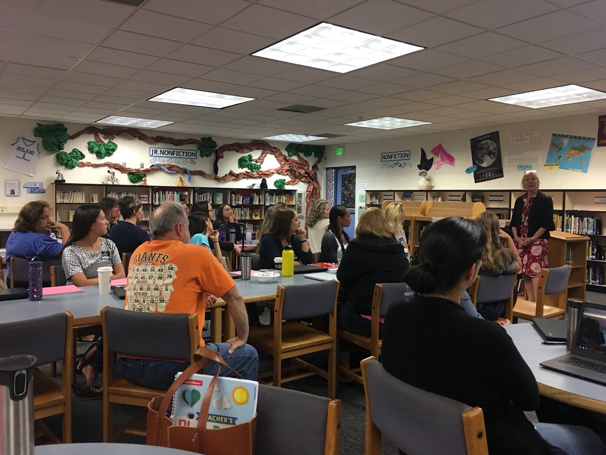 Teachers and staff working with Project Based Learning and the Buck Institute. #newarkontherise #BackToSchool #TYTeachers ❤️