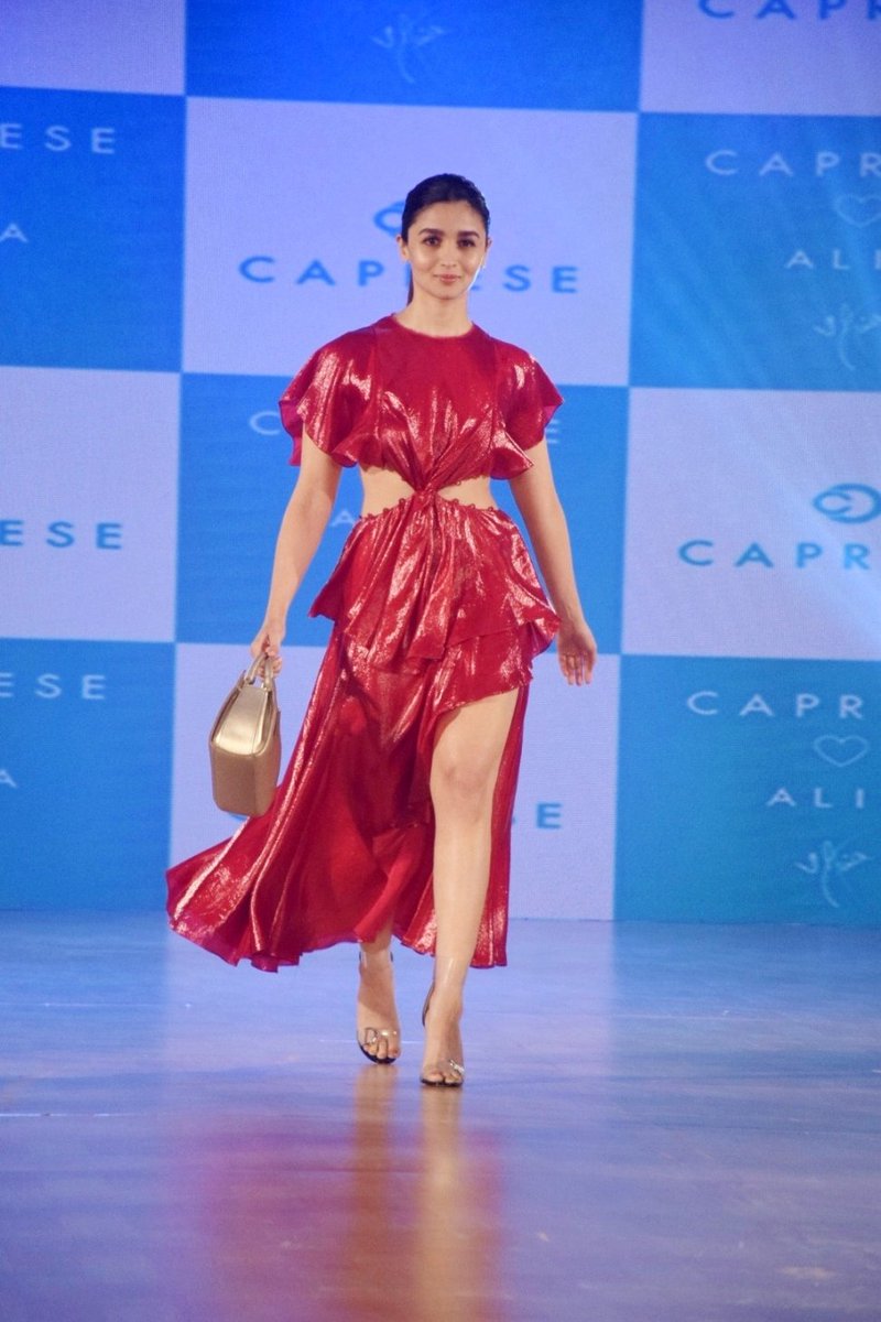 alia bhatt ramp walk photo alia bhatt ramp walk photo