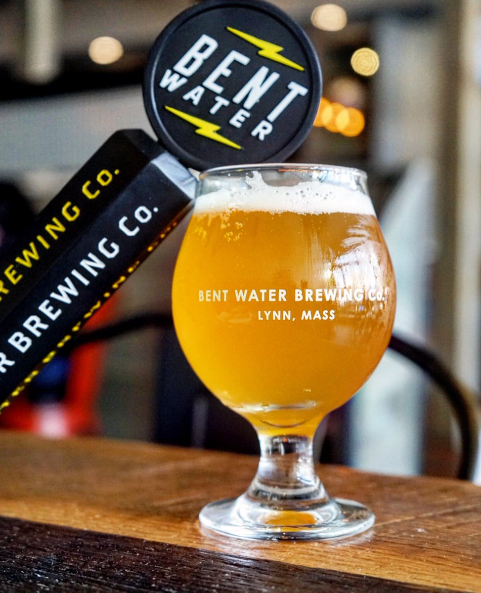 🚨TONIGHT’S THE NIGHT🎉#TAPTAKEOVER  <a href="/bentwaterbrewco/">Bent Water Brewing</a> g is taking over 4 taps tonight at 5pm ! 

We’re tapping 
Thunderfunk IPA, 
Sluice Juice NE IPA, 
Cosmic Charlie Sour, 
Pearl American Wheat 
🍺🍺🍺🍺
